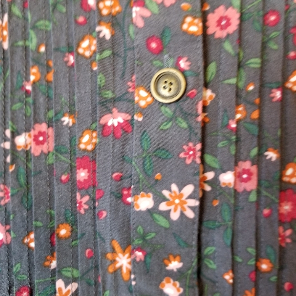 Matilda Jane Afternoon Stroll Floral Pleated Front Semi Button Shirt - Picture 4 of 14